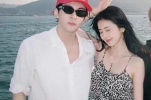 白鹿曾舜晞海边甜照引爆热搜，CP粉狂欢