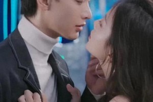 何健麒短剧盘点：从高铁转型演员的多面演绎